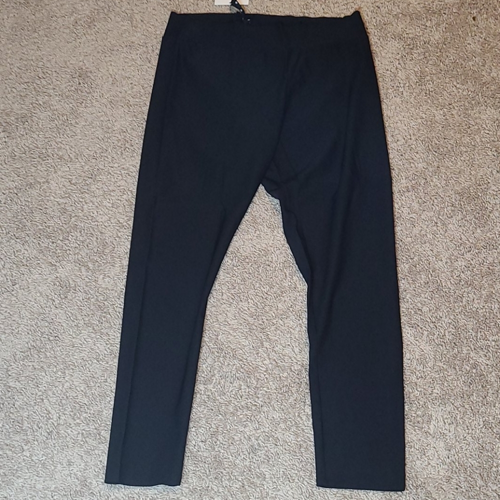 Black Agnes&Dora women's pixie pants